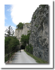 Trasa bivše železnice, sedaj sprehajalno kolesarska proga